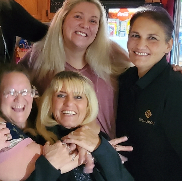 Miss Kerri's Confidence Boutique - Picture 2 of 4